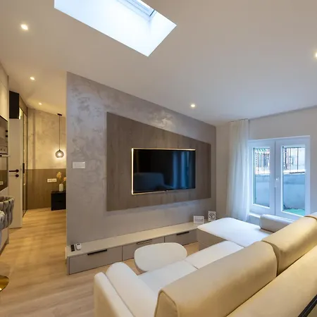 D Luxury 2025 Lägenhet Split