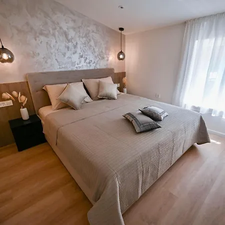 Apartment D Luxury 2025