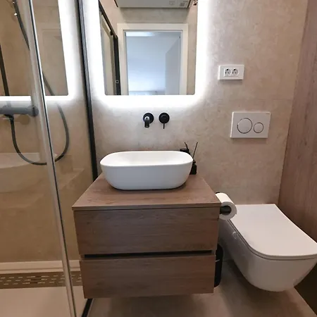 D Luxury 2025 Apartment